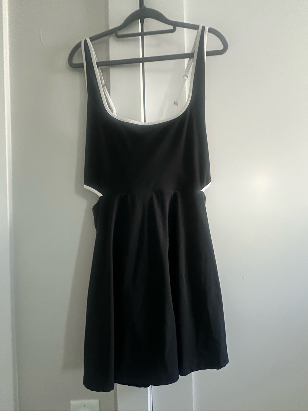 Abercrombie & Fitch Black Cutout Mini Dress White Trim Scoop Neck XL
